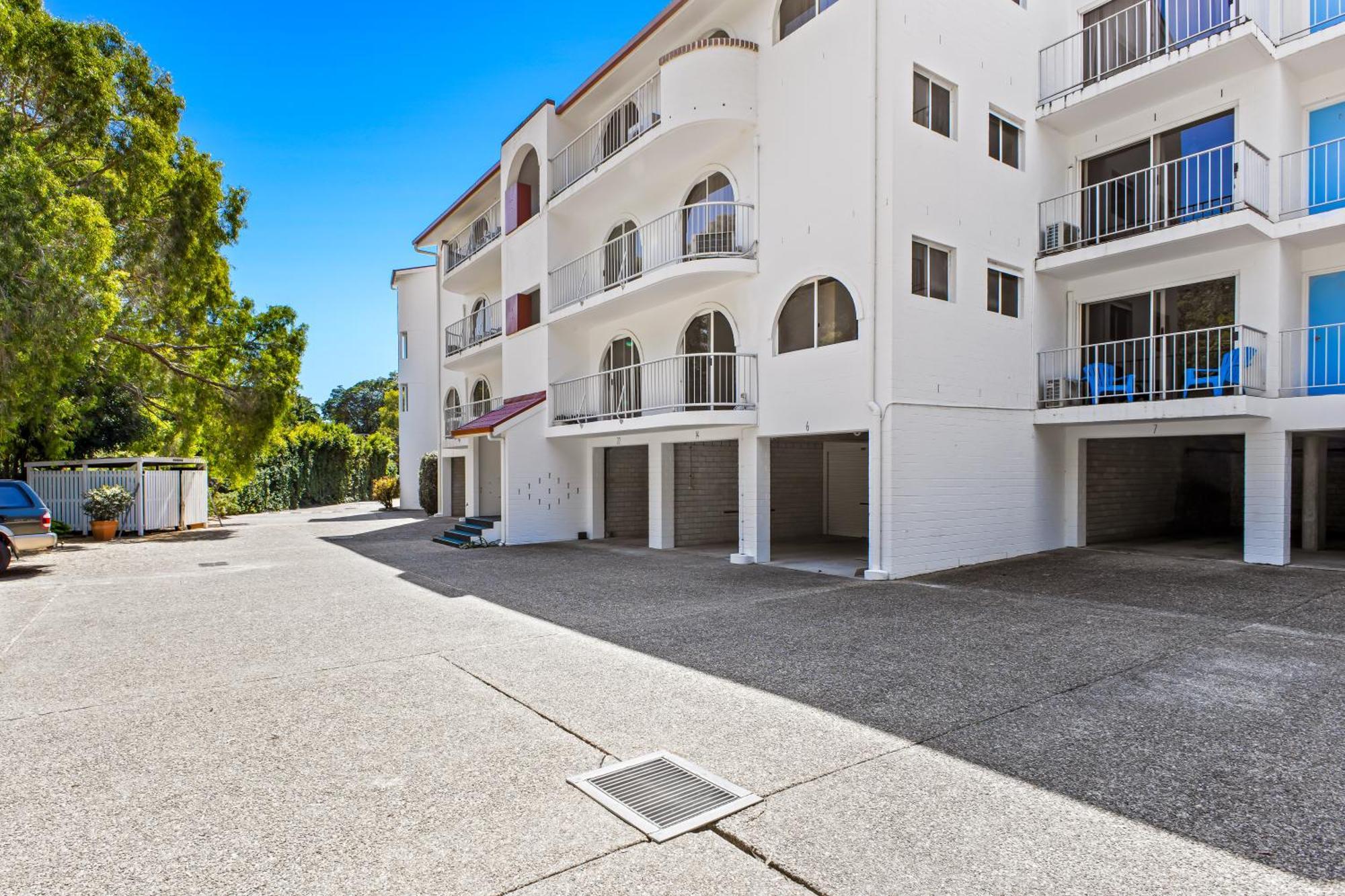 The Islander Resort 3*