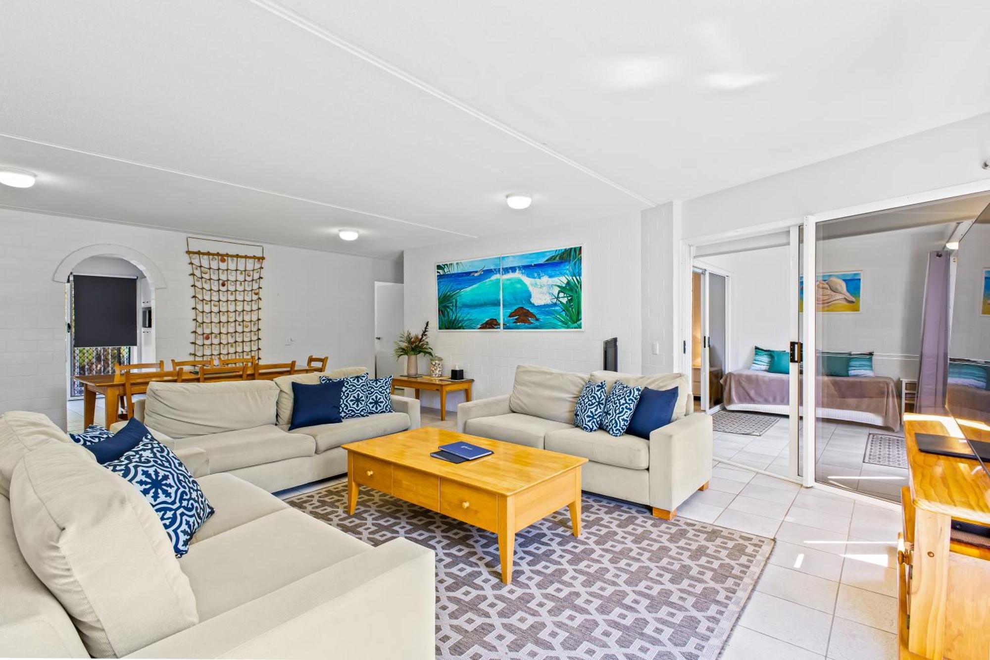 The Islander Resort 3*